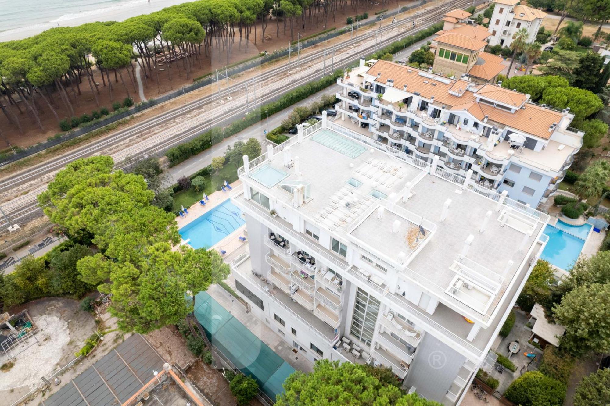 Homiday - Residence Prestige Pineto Dış mekan fotoğraf